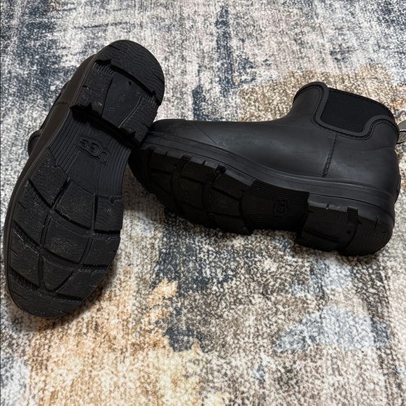 UGG Black Waterproof Droplet Rain Booties - Picture 5 of 5
